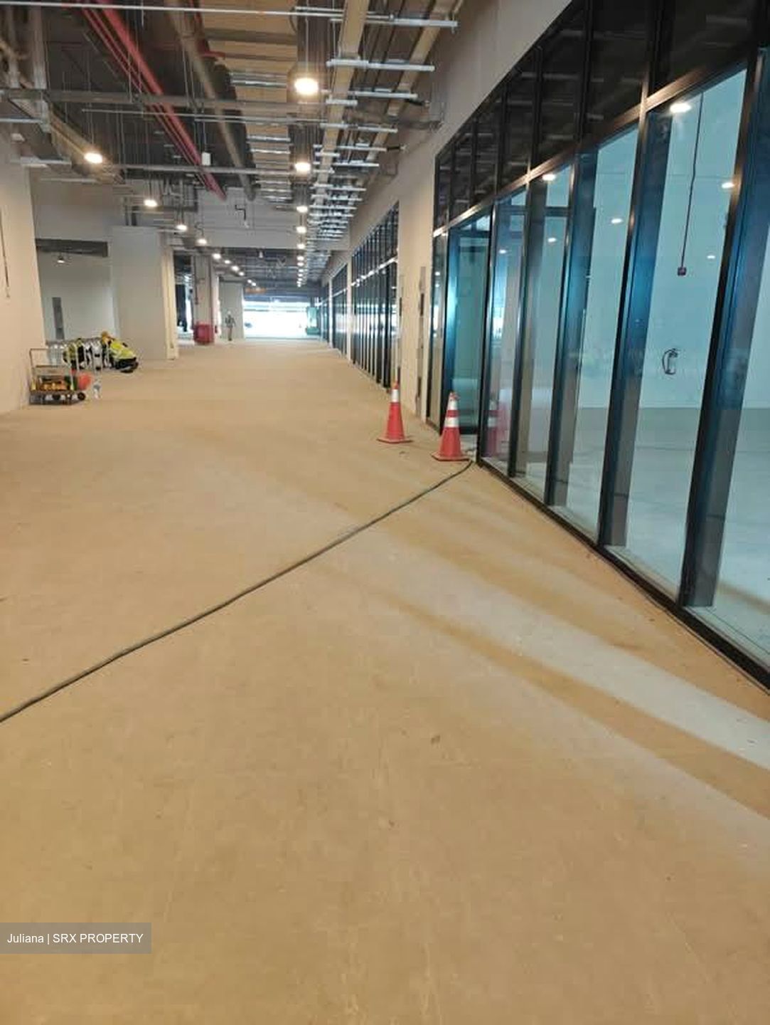 Stellar@tampines (D18), Retail #532148661